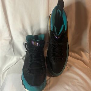 Multicolor Men's Athletic Shoes